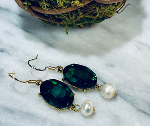 Open image in slideshow, Color Pop Earrings
