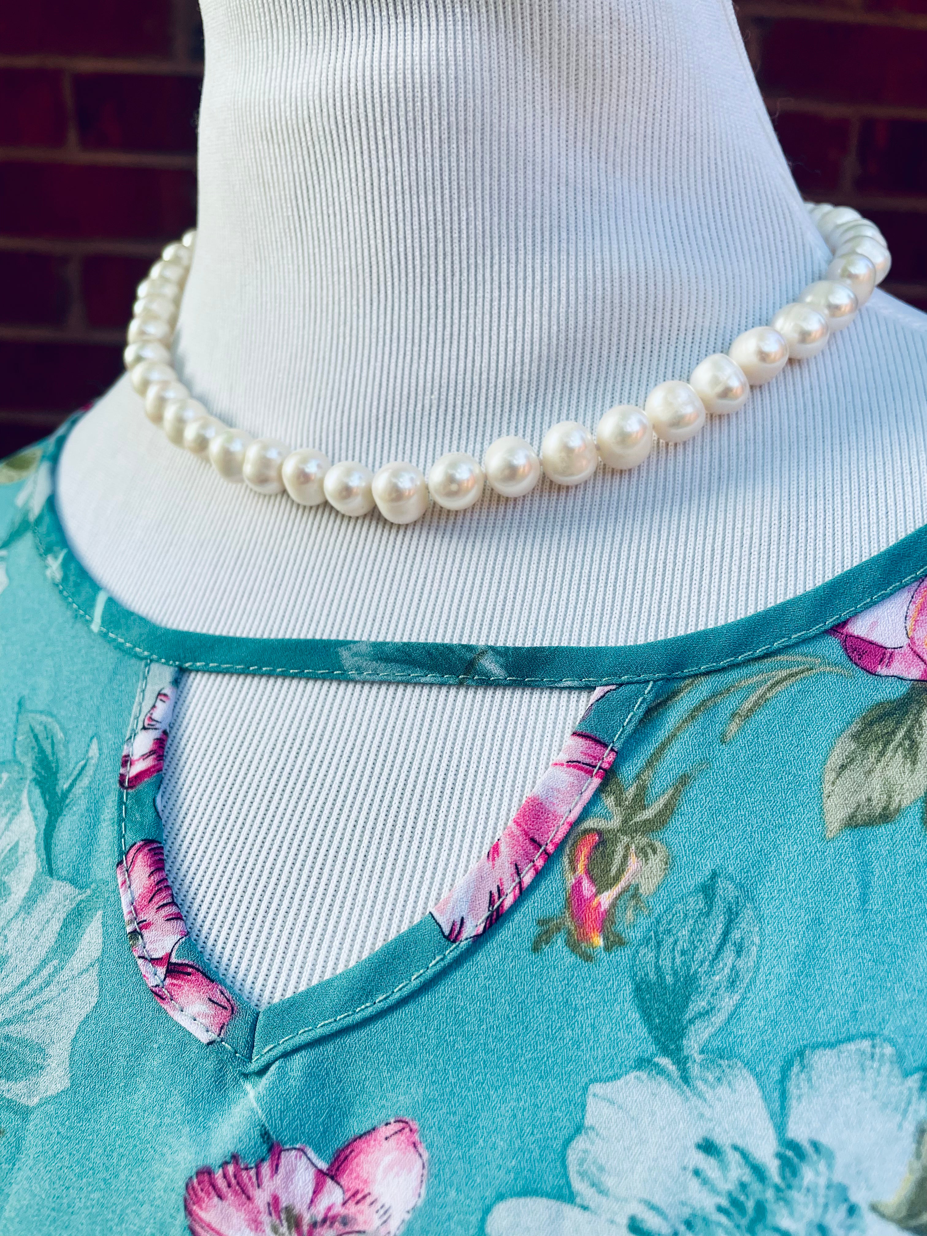 9-10mm Akoya Pearl Necklace