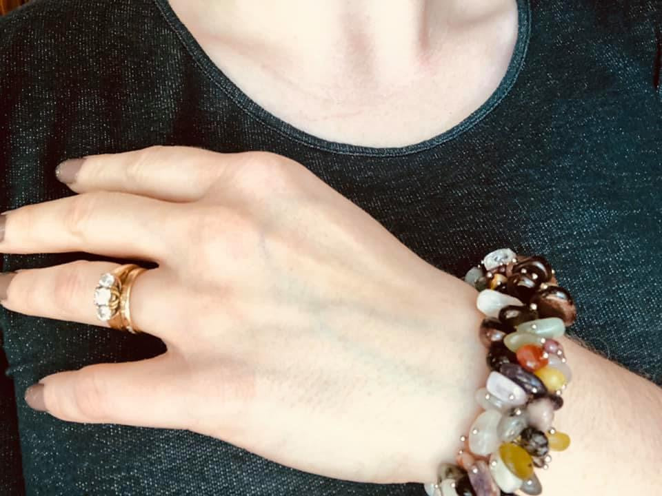 Semi-precious stone cluster pearl bracelet