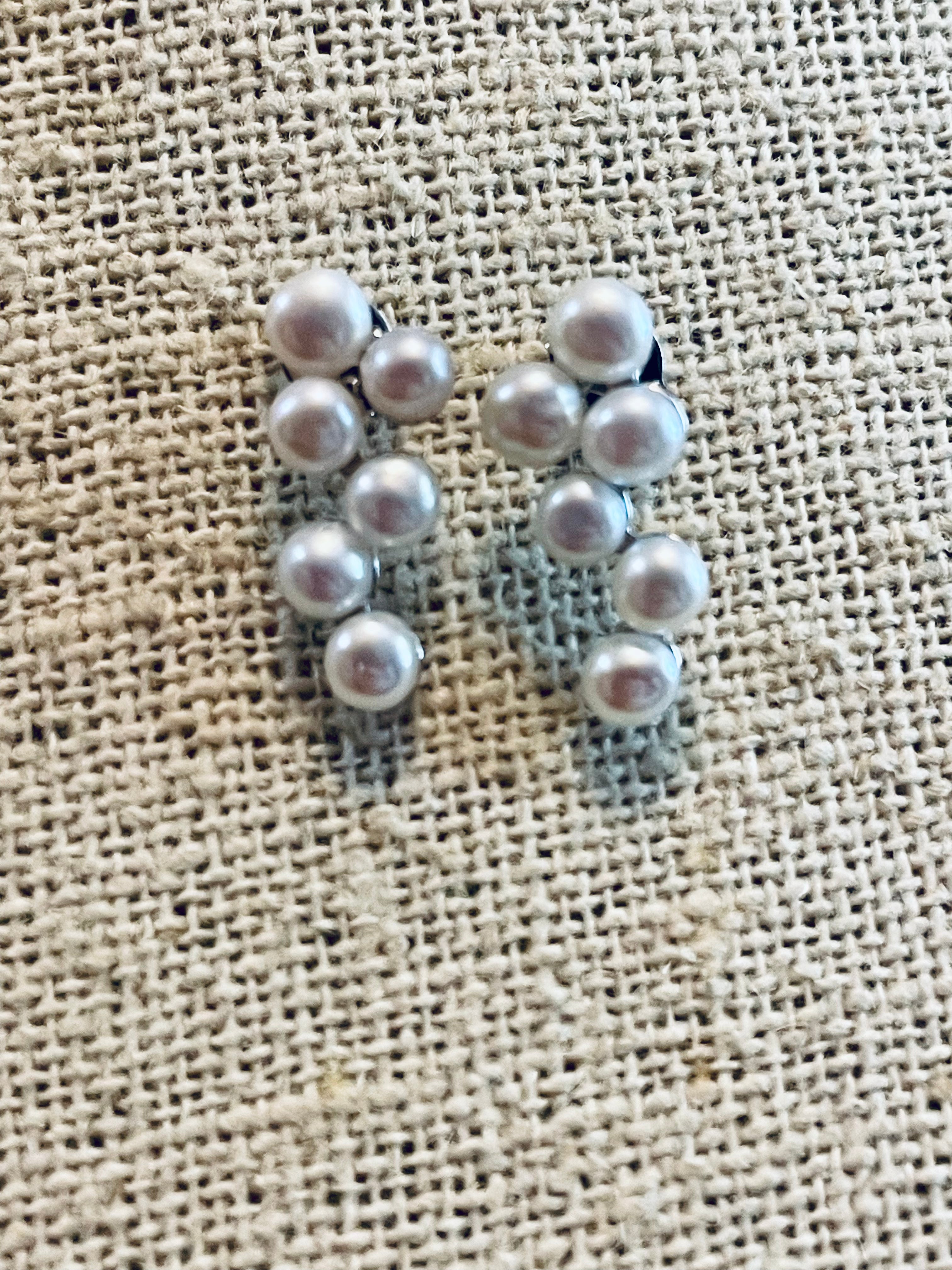 Baby pearl cascade studs